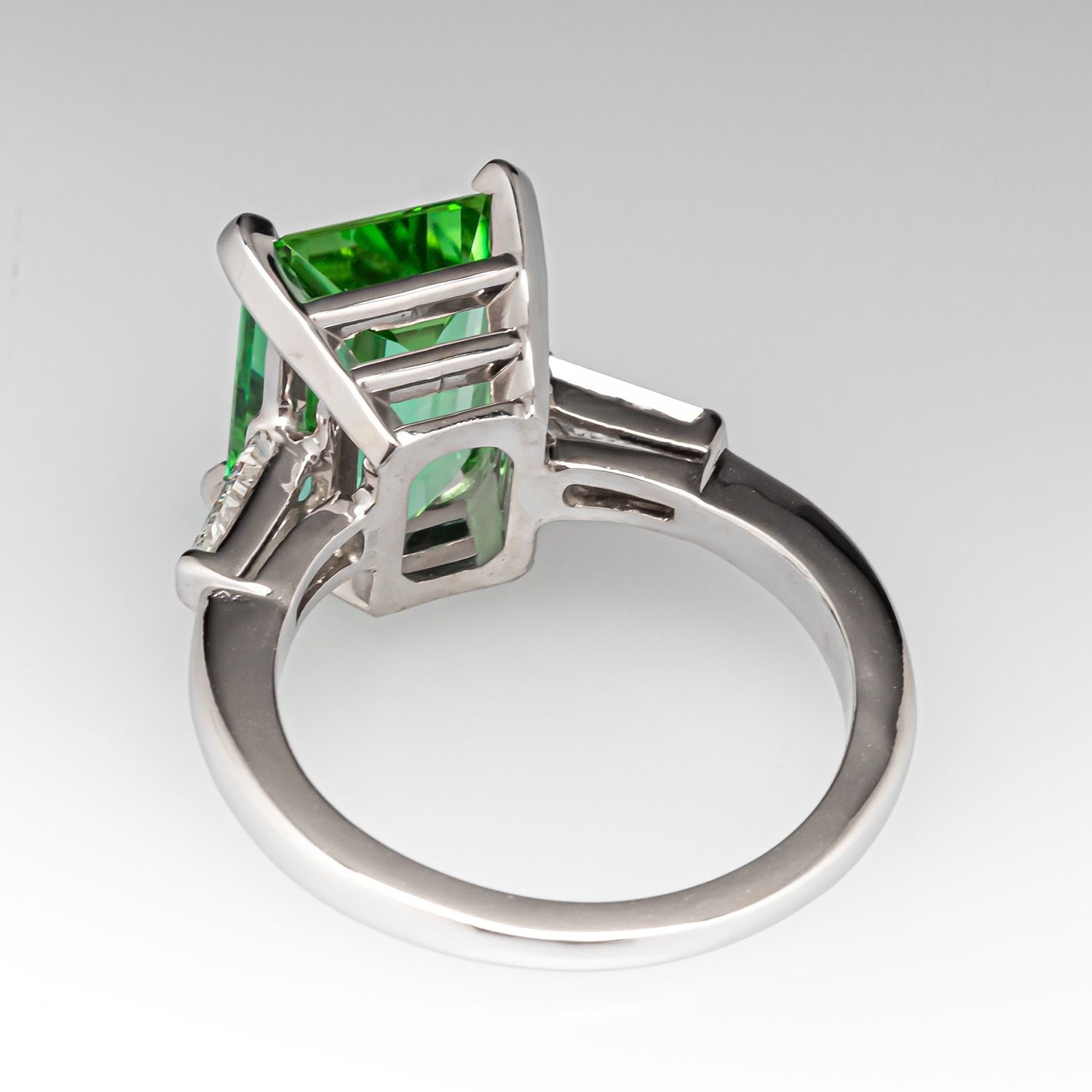 Square Emerald Ring Fashion Simple Temperament Lady